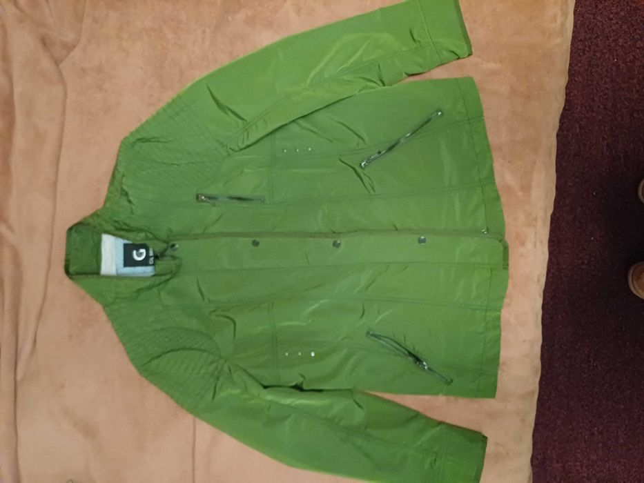 Курта демисезонная