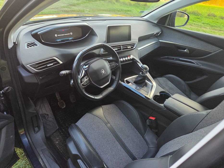 Peugeot 5008 2019