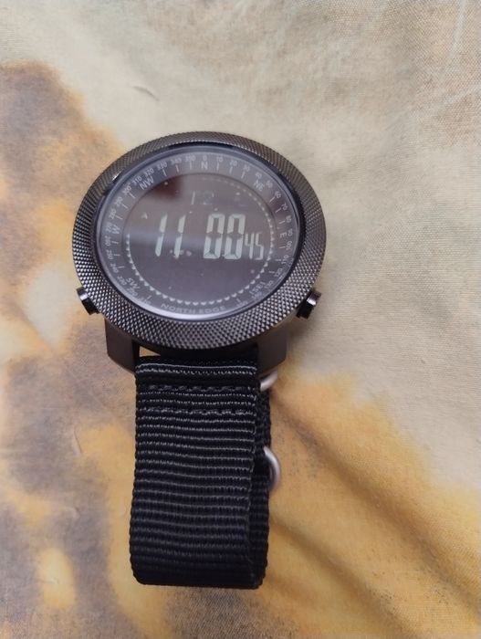 Часы наручные North edge