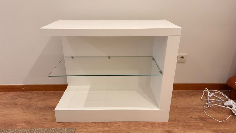Móvel  branco 90x75,5x70