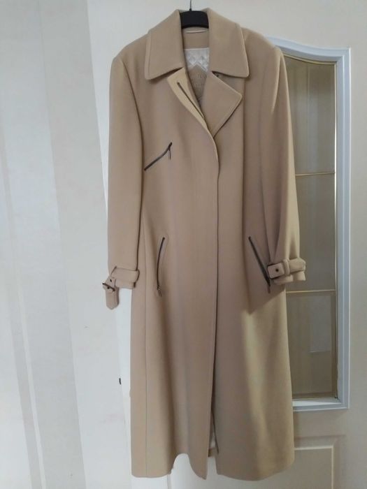 Шикарное демисезонное женское пальто