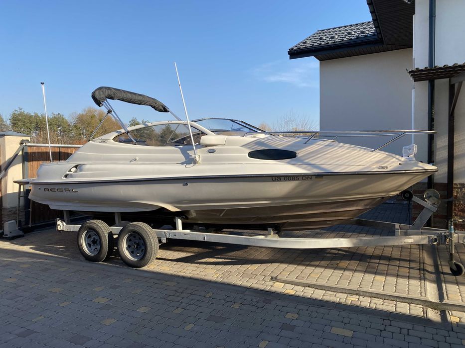 Катер каютний Regal 2150 (7м инжектор 4.3)