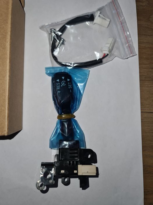 Interruptor controle de cruzeiro Toyota E150 corolla auris
