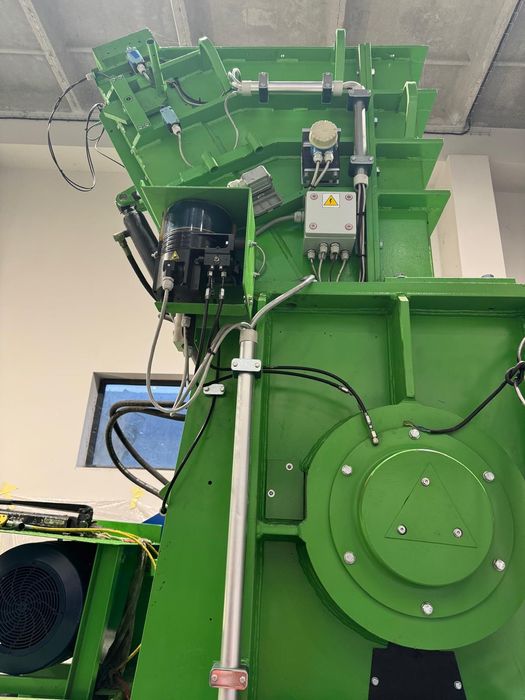 Uniwersalny Granulator MeWa UG 1600 maszyna recyklingowa