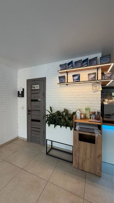 Київ! Продаж кавʼярні з меблями!