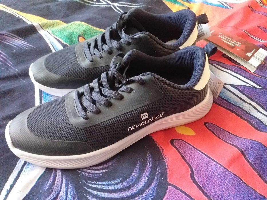 Nowe wygodne buty sportowe rozmiar 43 do biegania joggingu sportu