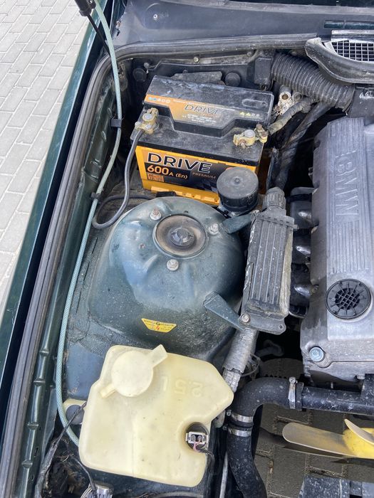 Продам bmw e36 m43b18