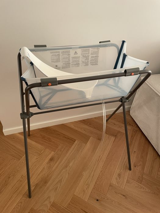 Zestaw stokke wanienka ze stojakiem