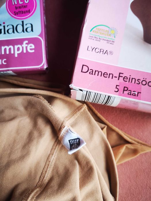 Zestaw rajstopy do rybaczek oraz 7x podkolanówki nowe r. uniwersalny