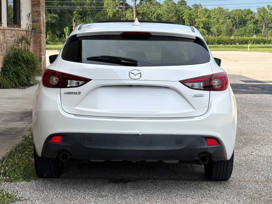 Mazda 3      2016