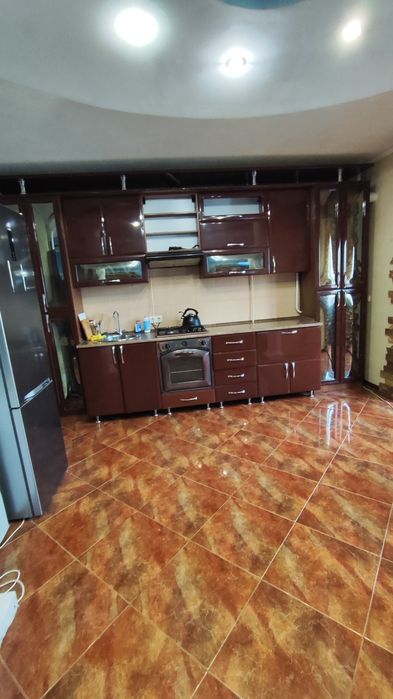 Почасово Подобово