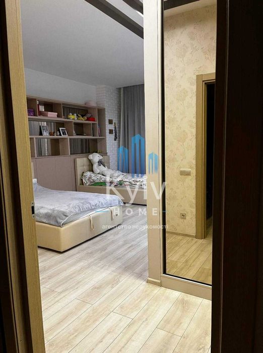 Продаж просторої 3-кімнатної квартири в ЖК «Чайка», вул. Лобановського, 21 (корпус 3)