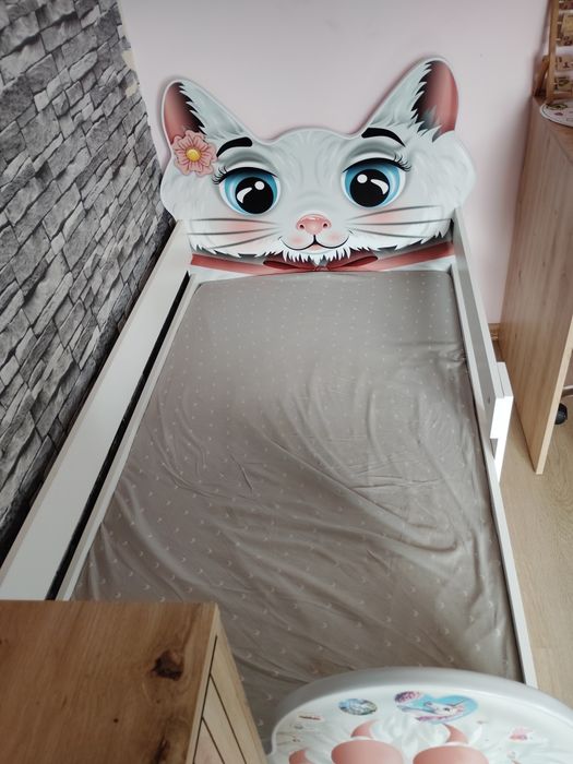 Łóżko  dziecięce kotek