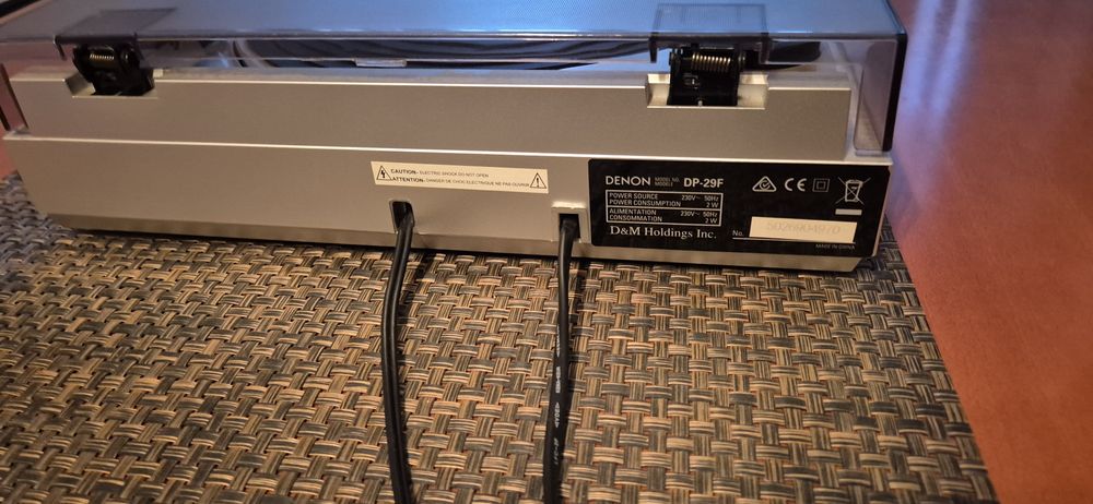 Conjunto Amplificador e Colunas Cambridge + Gira-discos Denon