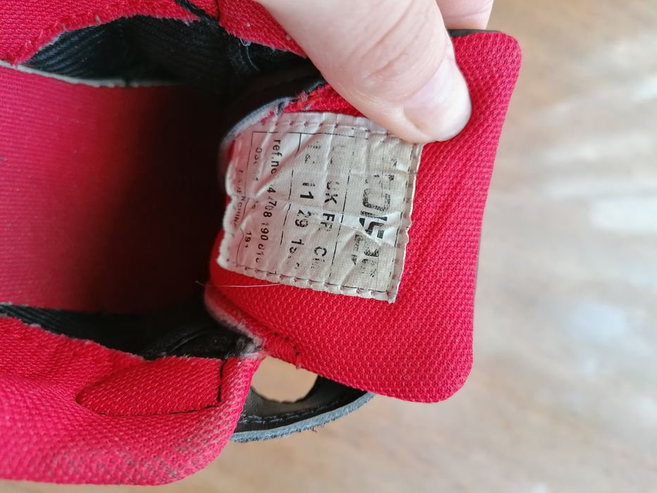 Кроссовки на мальчика