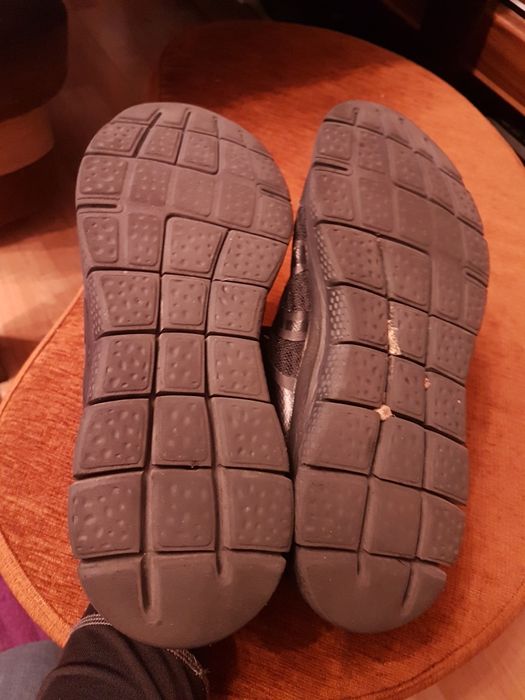 Buty sportowe Sprandi rozm. 40