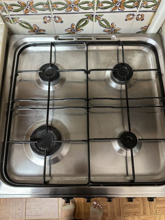 Vendo fogao e esquentador