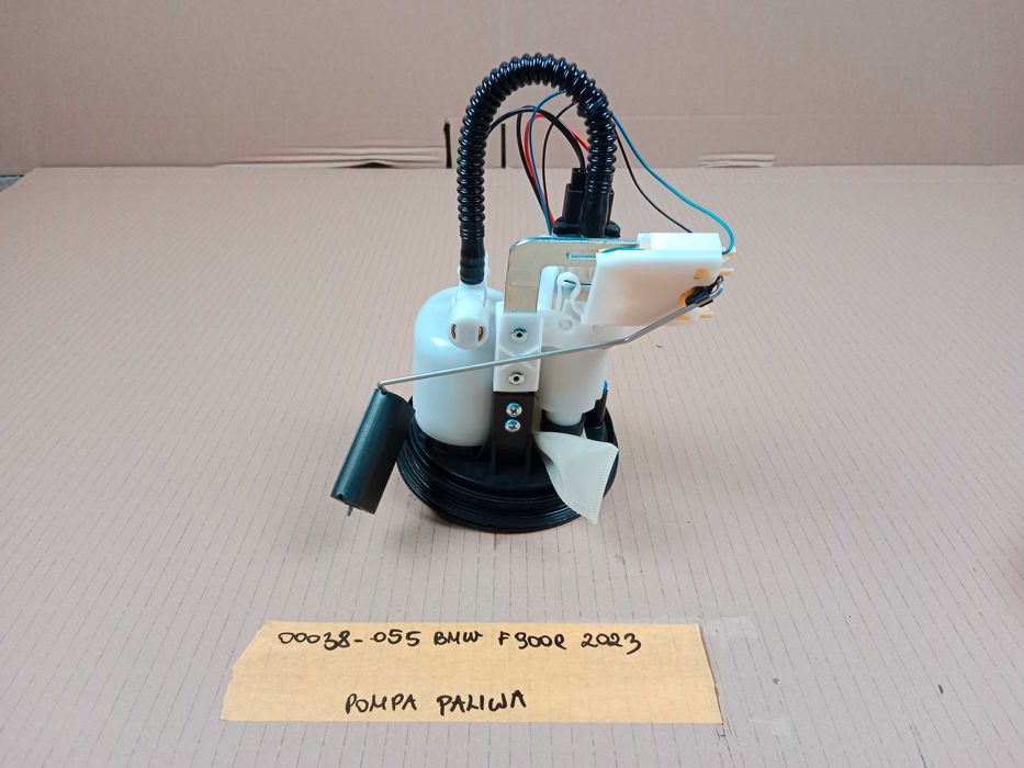 BMW F900R K83 Pompa Paliwa 2023