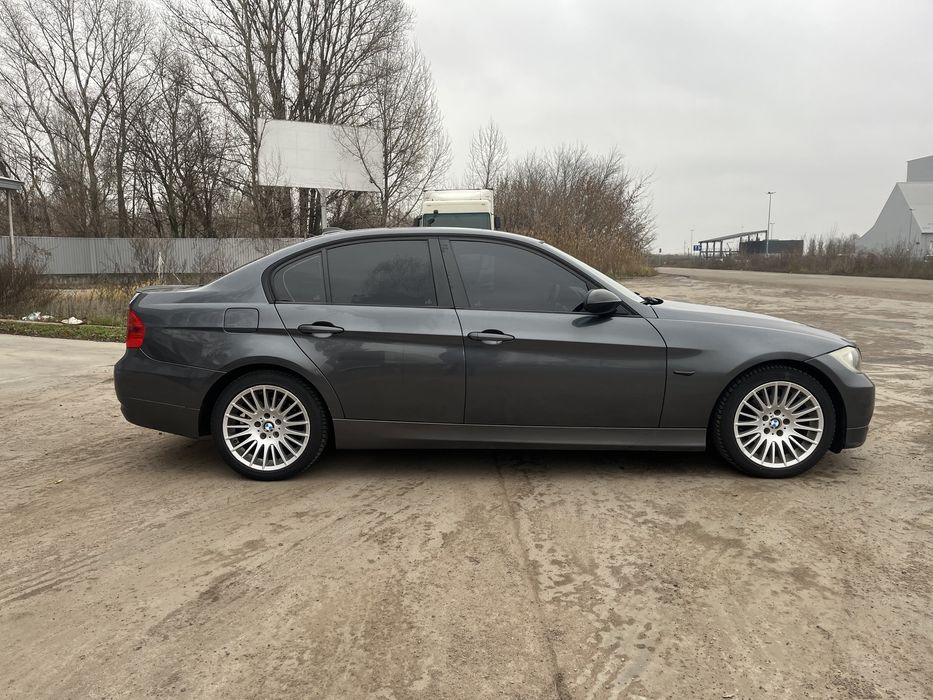 BMW e90 продаж!!!