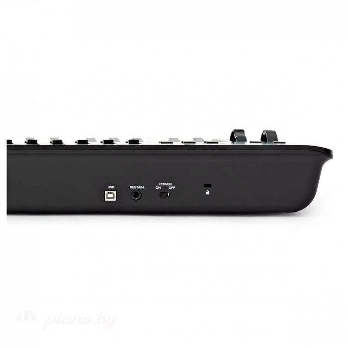 M-Audio Oxygen 61 MK V — 61-клавішний MIDI-контролер, ідеальний стан