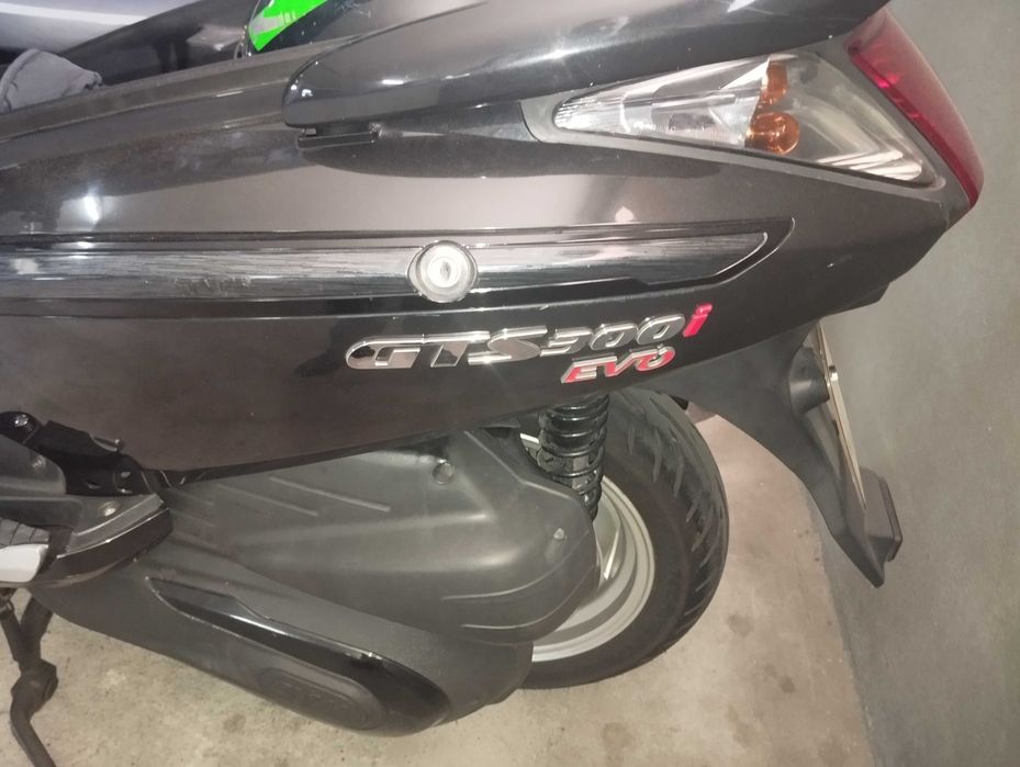 Scooter SYM GTS 300I