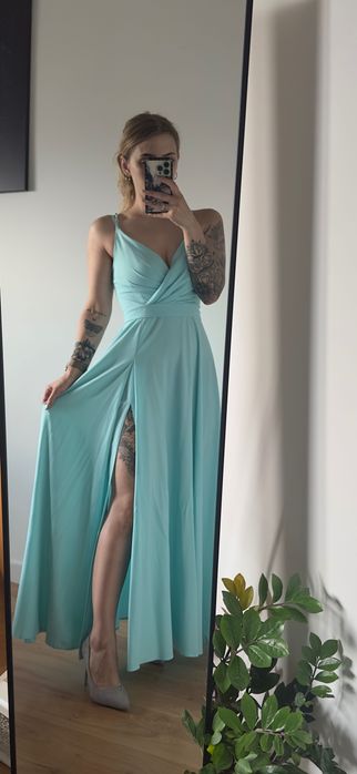 Długa jasna sukienka wieczorowa 34 XS 36 błękitna elegancka sukienka maxi na wesele imprezę