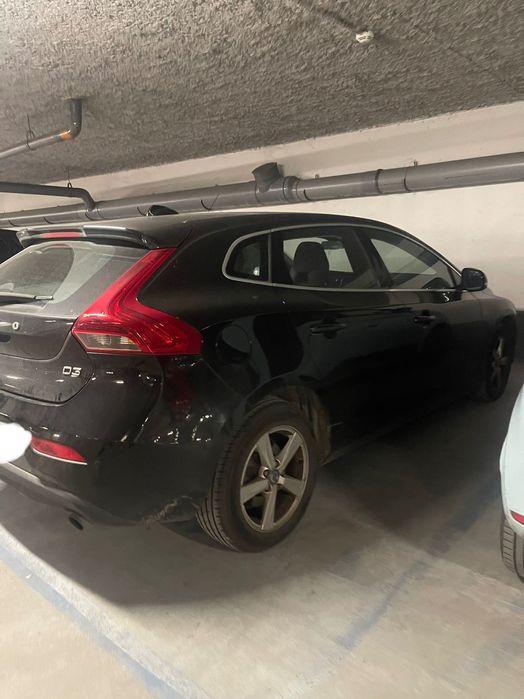 Volvo V40 D3 automático 150 MOMENTUM GEAR