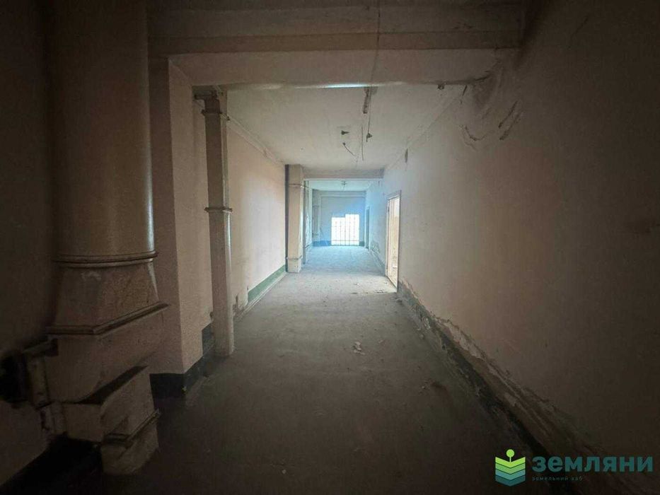 Продаж приміщення під офіси 600м2 вул.Б.Хмельницького (6)