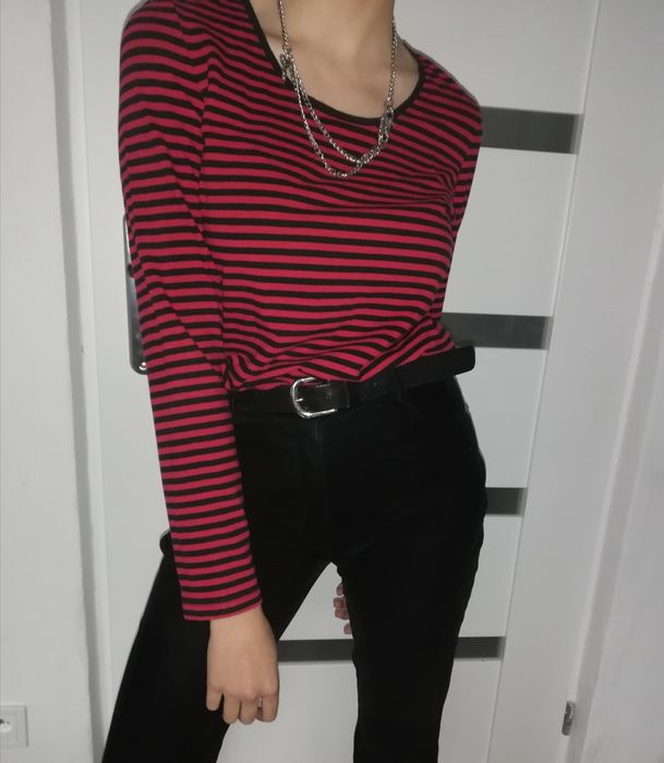 Czarno czerwony longsleeve vintage M