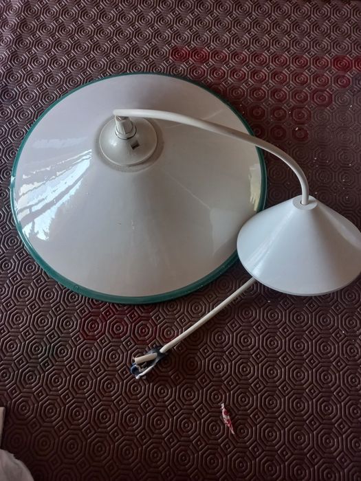 Candeeiro de teto em cerâmica
