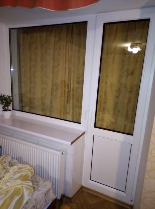 Продам віконний блок