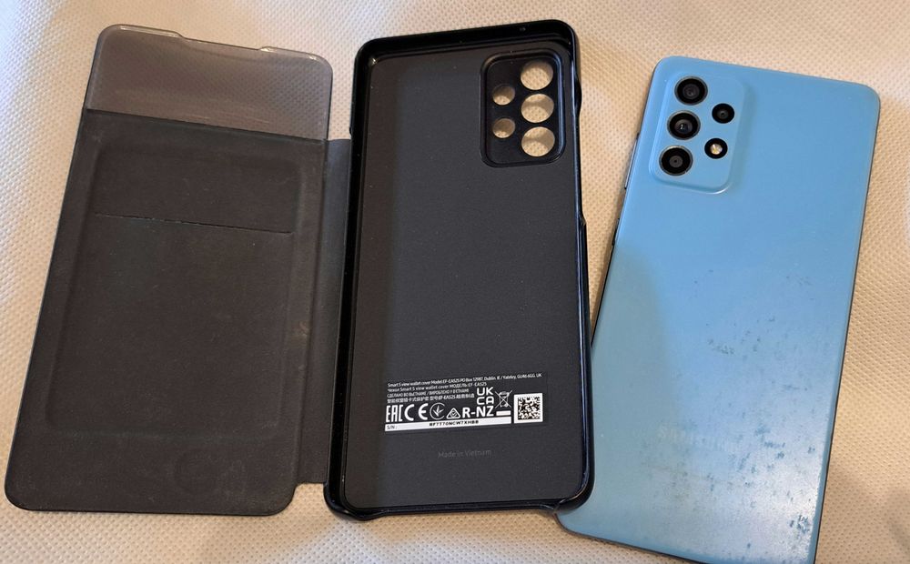 Telefon komórkowy Samsung A52 6/128 Oryginalne etui