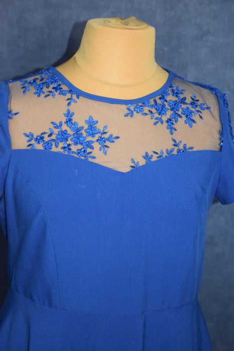 Piękna sukienka z siateczką_44