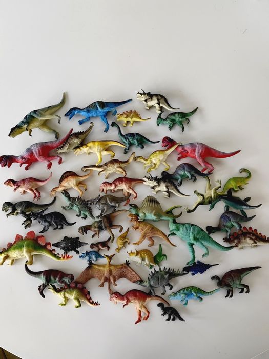 Dinozaury figurki 45 szt