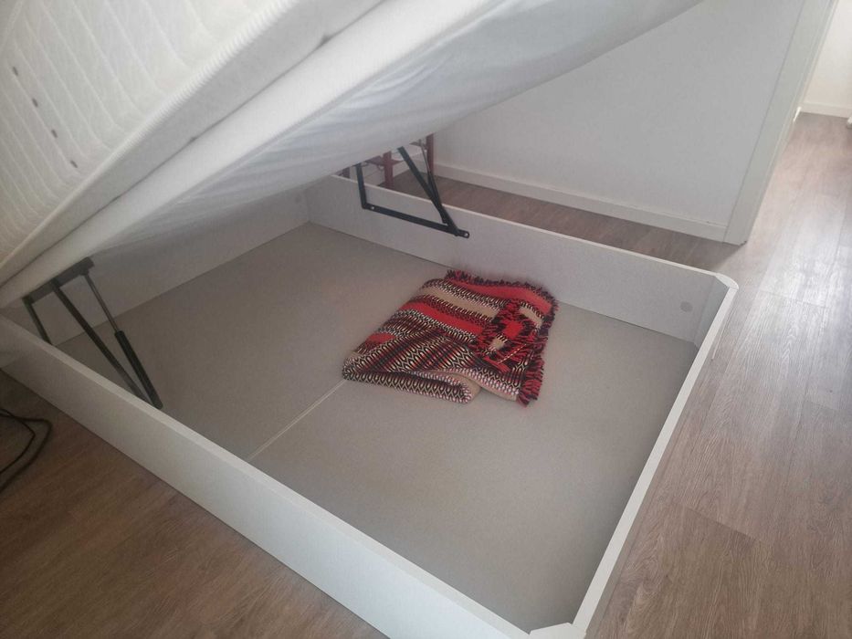 Base Sommier Pikolin 140 × 190 cm – Branco – Semi-novo