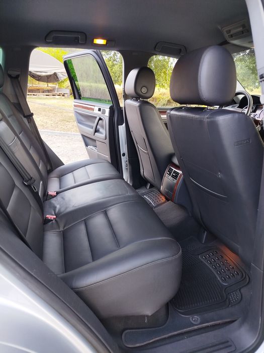 VW Touareg R5 Automático