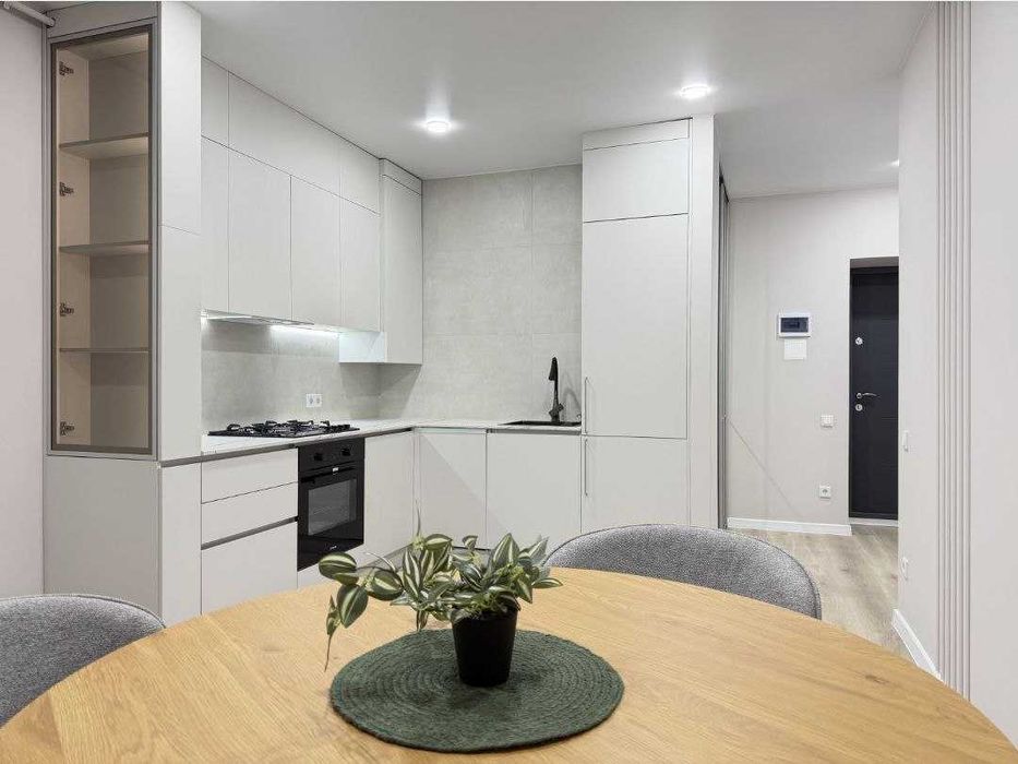 1-Кімнатна «На Щасливому» 45 кв.м. Нова! з Гардеробною!