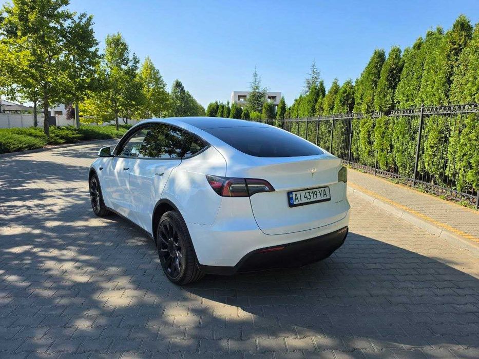 Tesla Model Y 2023 Long Range AWD • Dual Motor 82 kWt