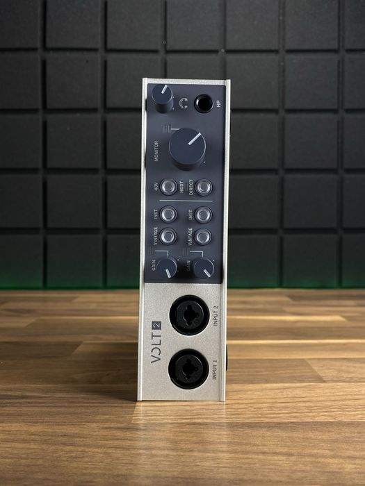 Universal Audio Volt 2 (Доставим курьером - БЕСПЛАТНО!)