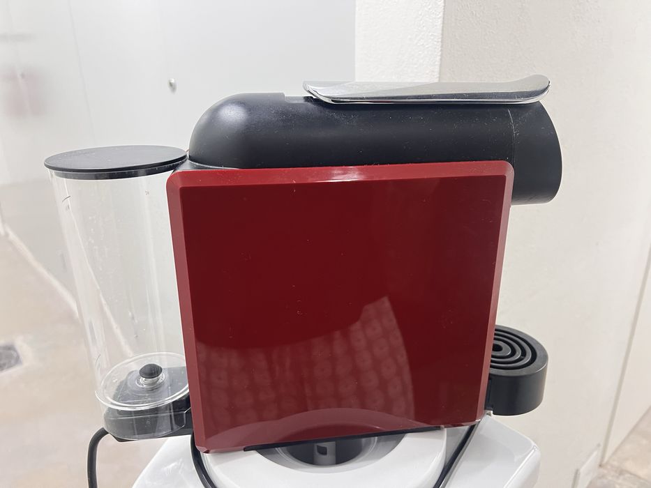 Delta Q coffee maker