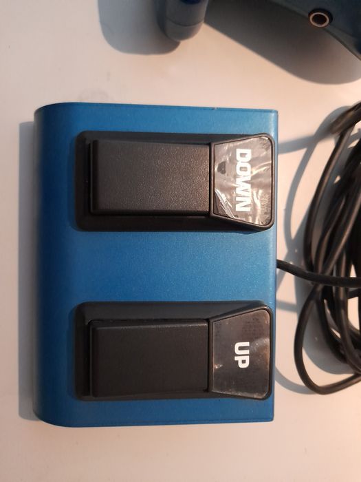 Behringer V-amp 2
