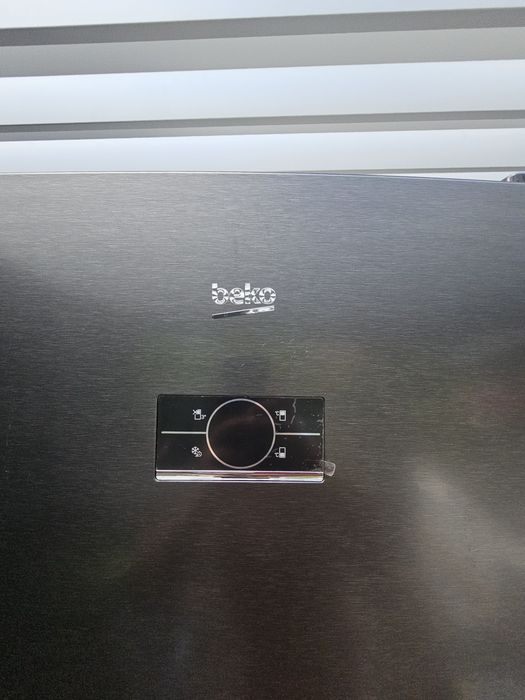 Lodówka Beko B5RCNA406HXBR2