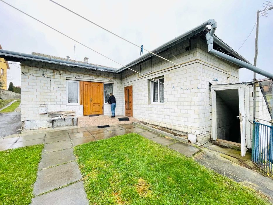 Продається будинок з ремонтом с.Зарудці 19 км від Львова,