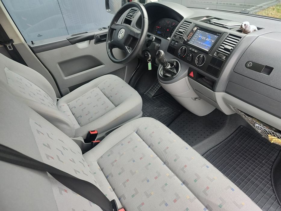 Volkswagen Transporter Caravele long 9 osób 1.9 TDI 105KM hak camper