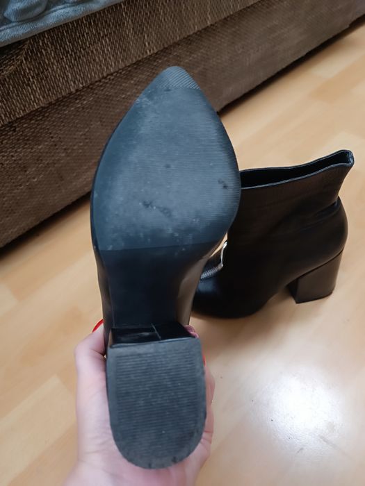 Осінні черевики,шкіряні, ботильйони,ботинки