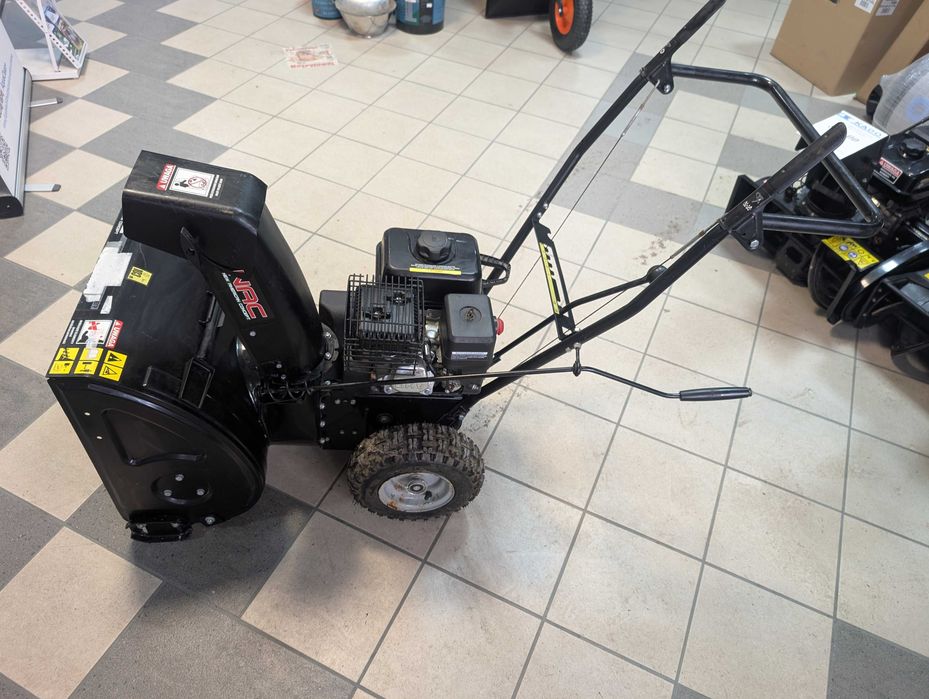 Odśnieżarka NAC z napędem