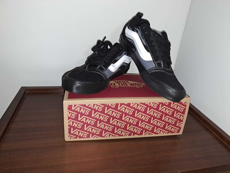 Vans Knu Skool - Black /Flames