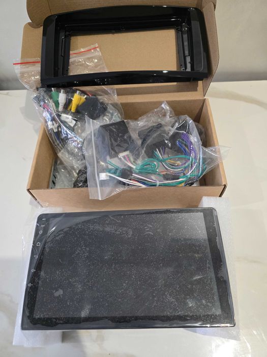 Продам магнітолу на мерседес