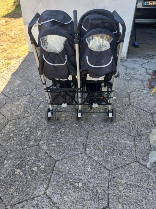 Vendo carro de bebé duplo usado