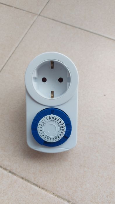 Timer Switch425906992610682880